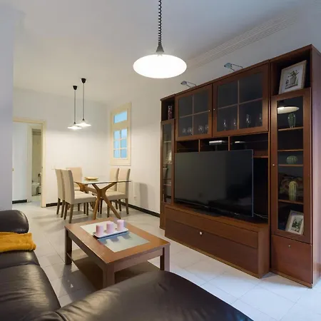 Three Bedroom Flat With Pool And Sea View * Las Palmas de Gran Canaria