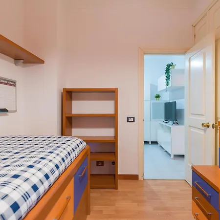 Apartment Three Bedroom Flat With Pool And Sea View